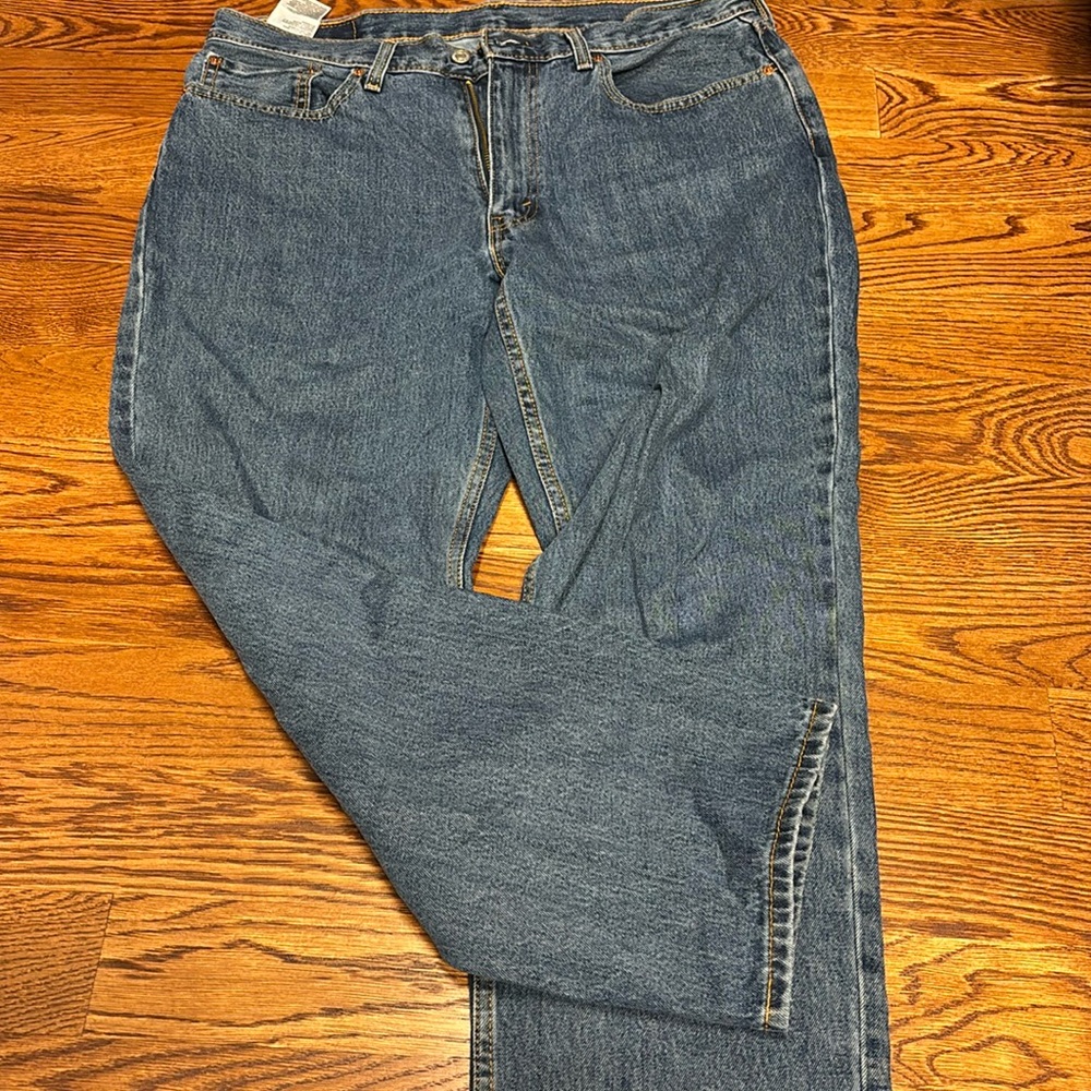 Men’s Levi’s 550 jeans